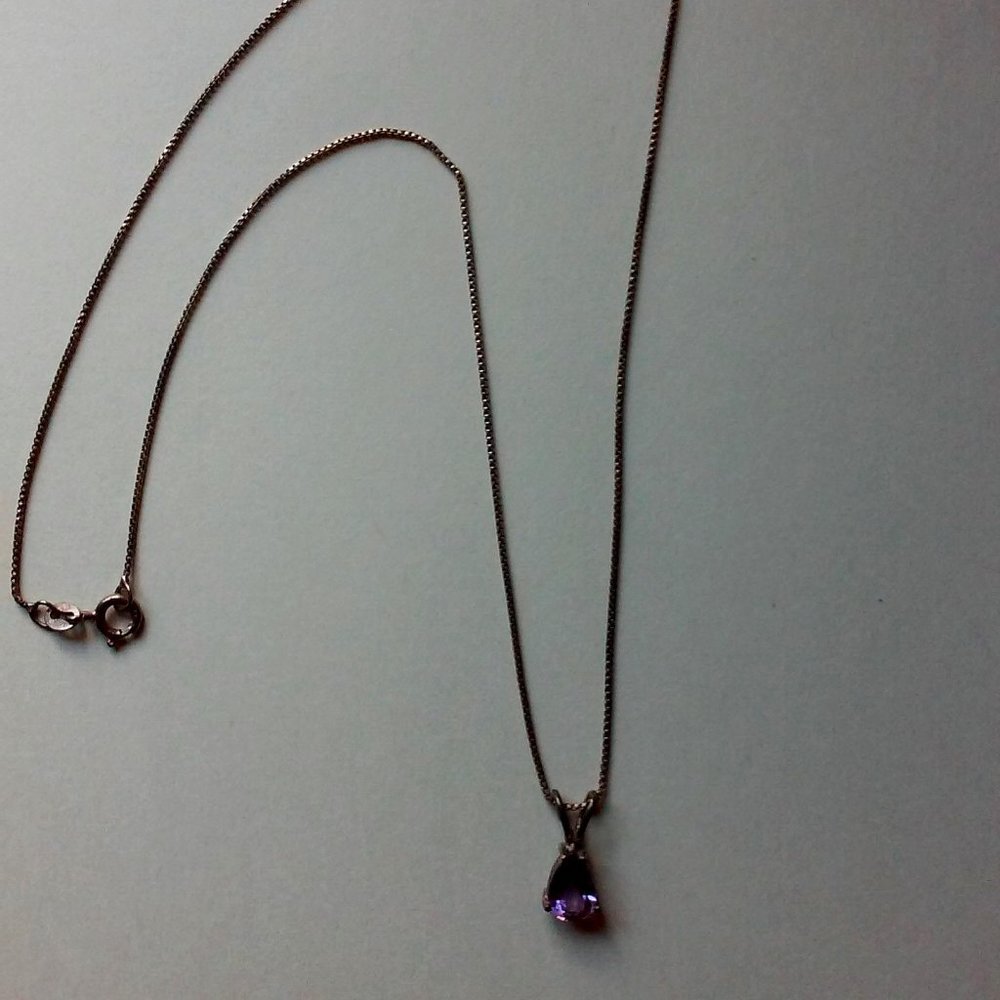 Necklace With Purple Stone Old Vintage Has Been Worn Hangs 9 1/4"